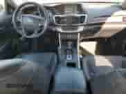 2014 Honda Accord Touring с VIN 1HGCR6F79EA006893, выставлен на аукционе Copart как лот 54007515 с пробегом 144 751 миль миль и Списание • Salvage title. История ставок и продаж доступна на DreamBid. Изображение 8.