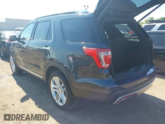 2017 Ford Explorer Limited z VIN 1FM5K7FH3HGB90770, wystawiony jako IAAI lot #42992019 z przebiegiem 68 845 mil mil oraz . Historia ofert i sprzedaży dostępna na DreamBid. Obrazek 3.