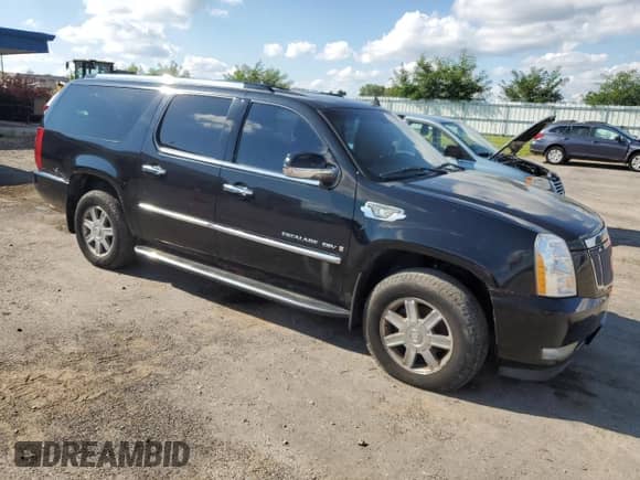 2007 Cadillac Escalade ESV с VIN 1GYFK66817R260265, выставлен на аукционе Copart как лот 70755915 с пробегом 273 778 миль миль и Чистый • Clean title. История ставок и продаж доступна на DreamBid. Изображение 4.