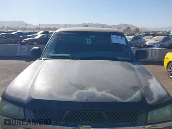 2004 Chevrolet Silverado 1500 with VIN 1GCEC19X84Z188593, listed as a IAAI auction lot 41398586 with 330,695 mi miles and . Bid and sale history available at DreamBid. Image 10.