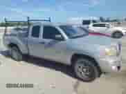 2005 Toyota Tacoma с VIN 5TETX22N35Z056373, выставлен на аукционе Copart как лот 71094025 с пробегом 256 961 миль миль и Списание • Salvage title. История ставок и продаж доступна на DreamBid. Изображение 4.