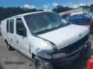 1999 Ford Econoline Cargo с VIN 1FTRE14W7XHC27761, выставлен на аукционе IAAI как лот 42319330 с пробегом 299 989 миль миль и . История ставок и продаж доступна на DreamBid. Изображение 1.