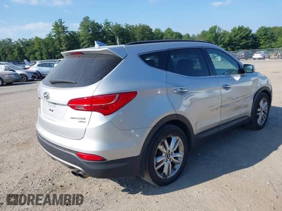 2014 Hyundai Santa Fe с VIN 5XYZWDLA6EG140573, выставлен на аукционе IAAI как лот 42927660 с пробегом 174 381 миль миль и . История ставок и продаж доступна на DreamBid. Изображение 4.