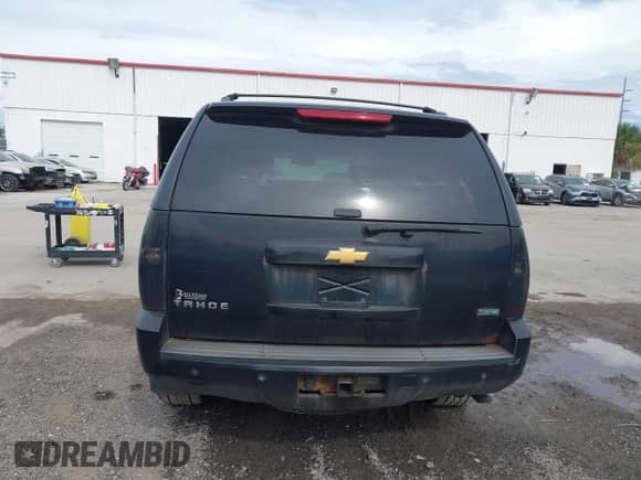 2010 Chevrolet Tahoe LT с VIN 1GNUKBE05AR190687, выставлен на аукционе IAAI как лот 43149707 с пробегом 168 949 миль миль и . История ставок и продаж доступна на DreamBid. Изображение 16.