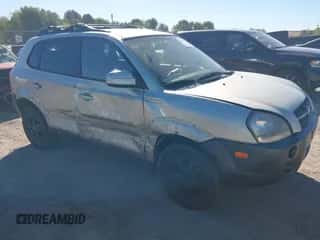 2008 Hyundai Tucson SE с VIN KM8JN12D88U823609, выставлен на аукционе IAAI как лот 43331072 с пробегом 184 362 миль миль и . История ставок и продаж доступна на DreamBid. Изображение 6.