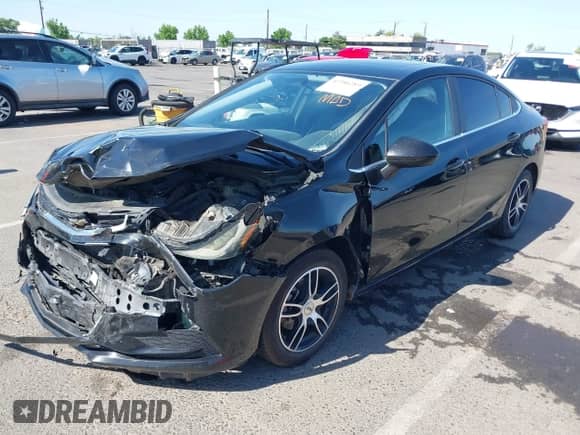 2017 Chevrolet Cruze LT с VIN 1G1BH5SE9H7259413, выставлен на аукционе IAAI как лот 42386289 с пробегом 161 966 миль миль и . История ставок и продаж доступна на DreamBid. Изображение 2.