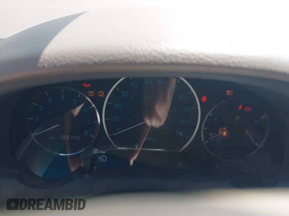 2010 Toyota Sienna XLE с VIN 5TDYK4CC3AS324956, выставлен на аукционе IAAI как лот 42657003 с пробегом 189 749 миль миль и . История ставок и продаж доступна на DreamBid. Изображение 7.