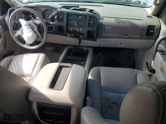 2010 GMC Sierra 1500 SLE с VIN 1GTSCVE01AZ231654, выставлен на аукционе Copart как лот 66387035 с пробегом 149 376 миль миль и Списание • Salvage title. История ставок и продаж доступна на DreamBid. Изображение 8.