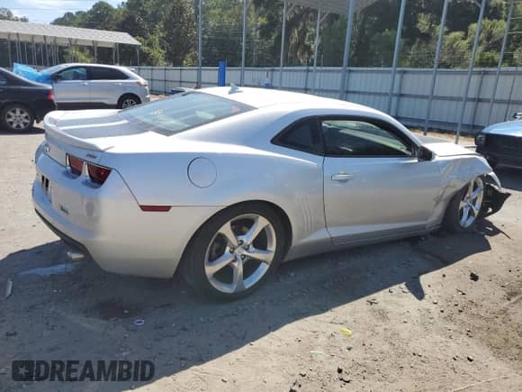 2013 Chevrolet Camaro LT with VIN 2G1FB1E30D9131401, listed as a Copart auction lot 80673545 with 133,627 mi miles and Salvage title. Bid and sale history available at DreamBid. Image 3.