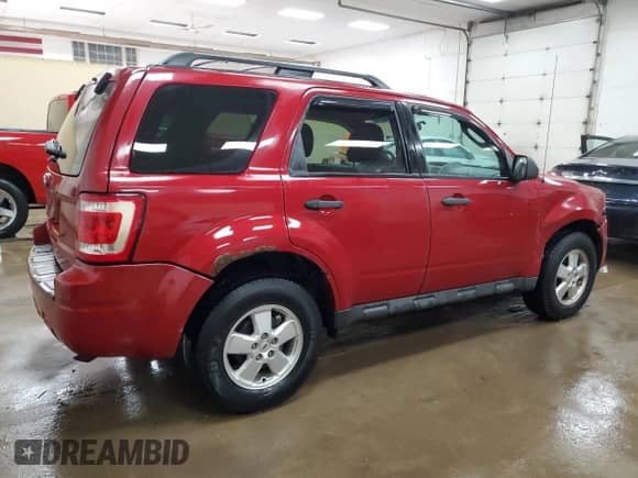 2011 Ford Escape XLT with VIN 1FMCU9D7XBKB61777, listed as a Copart auction lot 80448265 with 163,203 mi miles and Clean title. Bid and sale history available at DreamBid. Image 3.