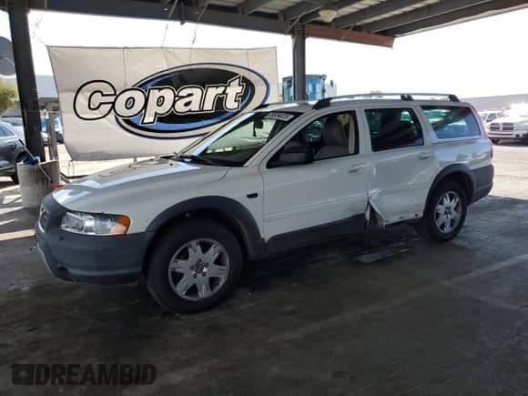 2006 Volvo XC70 with VIN YV4SZ592661223563, listed as a Copart auction lot 84934025 with 189,978 mi miles and Salvage title. Bid and sale history available at DreamBid. Image 1.