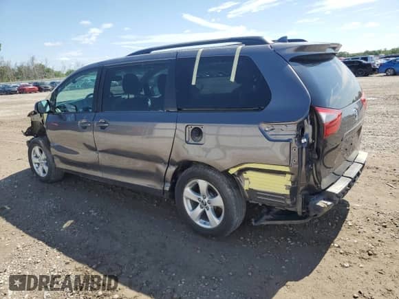2020 Toyota Sienna LE Auto Access Seat с VIN 5TDKZ3DC8LS049050, выставлен на аукционе Copart как лот 63334505 с пробегом 72 364 миль миль и Списание • Salvage title. История ставок и продаж доступна на DreamBid. Изображение 2.