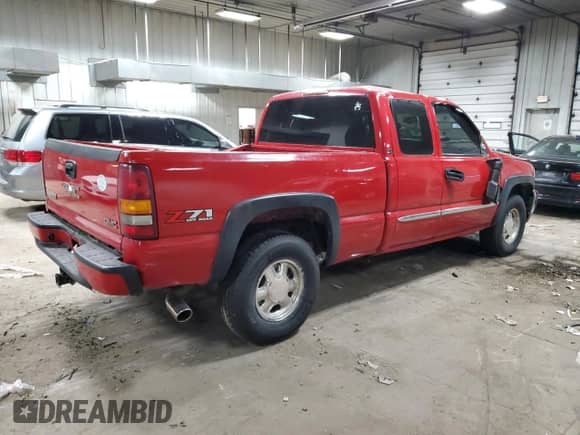 2003 GMC Sierra 1500 SLE with VIN 2GTEK19T131164255, listed as a Copart auction lot 57766825 with 220,430 mi miles and Non repairable. Bid and sale history available at DreamBid. Image 3.