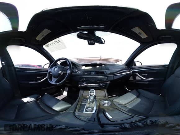 2011 BMW 5 Series 535i z VIN WBAFR7C56BC806214, wystawiony jako IAAI lot #42725385 z przebiegiem 118 947 mil mil oraz . Historia ofert i sprzedaży dostępna na DreamBid. Obrazek 18.