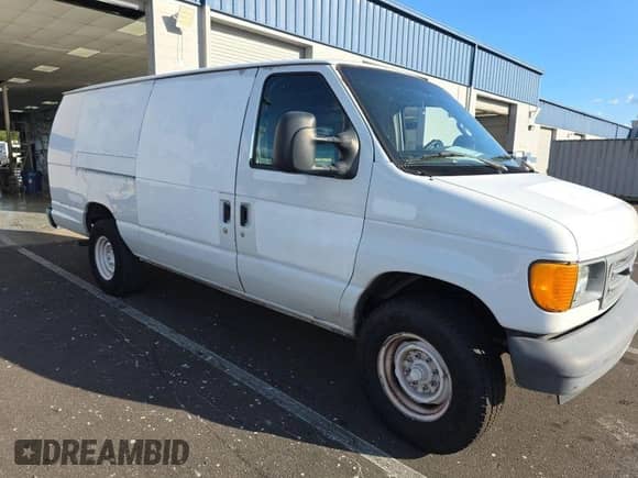 2006 Ford Econoline Cargo with VIN 1FTNS24W66DA74924, listed as a IAAI auction lot 43545967 with 325,090 mi miles and . Bid and sale history available at DreamBid. Image 18.