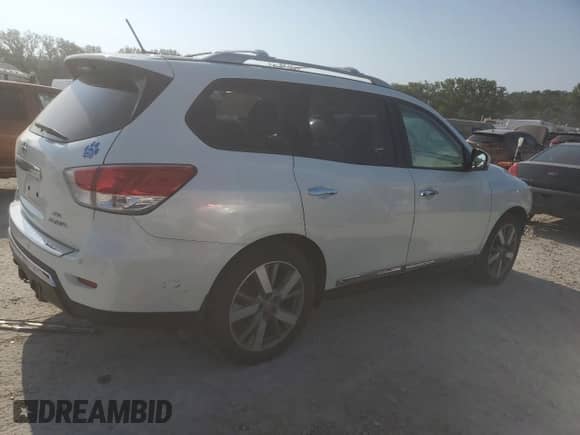2016 Nissan Pathfinder SL z VIN 5N1AR2MM2GC625734, wystawiony jako Copart lot #68894025 z przebiegiem 117 324 mil mil oraz Szkoda całkowita • Salvage title. Historia ofert i sprzedaży dostępna na DreamBid. Obrazek 3.