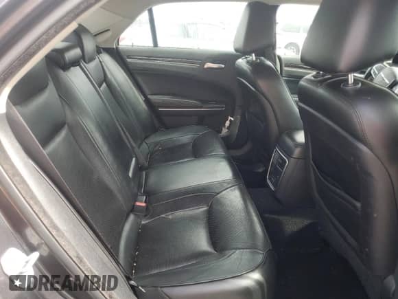 2019 Chrysler 300 Limited с VIN 2C3CCAKG8KH690040, выставлен на аукционе Copart как лот 84785425 с пробегом 142 691 миль миль и Чистый • Clean title. История ставок и продаж доступна на DreamBid. Изображение 10.