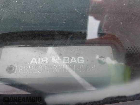 1995 Ford Econoline Cargo with VIN 1FBHE31H3SHC14984, listed as a IAAI auction lot 42684391 with Not provided miles and . Bid and sale history available at DreamBid. Image 9.