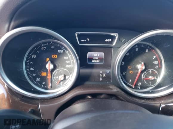 2017 Mercedes-Benz GLS 450 с VIN 4JGDF6EE6HA943552, выставлен на аукционе Copart как лот 89816855 с пробегом 90 084 миль миль и Чистый • Clean title. История ставок и продаж доступна на DreamBid. Изображение 9.