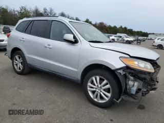 2010 Hyundai Santa Fe SE с VIN 5NMSHDAG4AH355405, выставлен на аукционе Copart как лот 71843314 с пробегом 239 519 миль миль и Списание • Salvage title. История ставок и продаж доступна на DreamBid. Изображение 4.