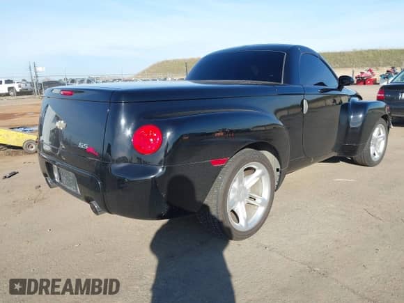 2003 Chevrolet SSR LS с VIN 1GCES14P33B100292, выставлен на аукционе IAAI как лот 41196790 с пробегом 68 970 миль миль и . История ставок и продаж доступна на DreamBid. Изображение 4.