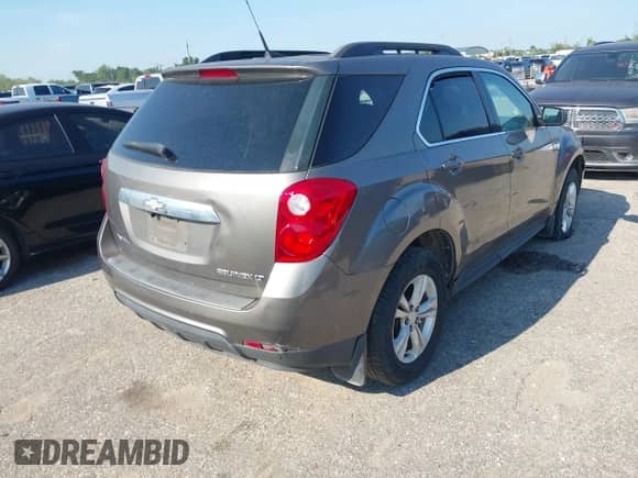 2011 Chevrolet Equinox 1LT z VIN 2CNALDEC2B6335112, wystawiony jako IAAI lot #43138242 z przebiegiem 178 765 mil mil oraz . Historia ofert i sprzedaży dostępna na DreamBid. Obrazek 4.