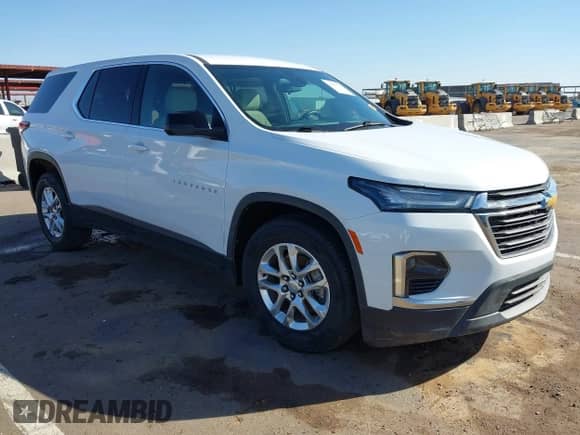 2022 Chevrolet Traverse LS z VIN 1GNERFKWXNJ115097, wystawiony jako IAAI lot #43337131 z przebiegiem 39 511 mil mil oraz . Historia ofert i sprzedaży dostępna na DreamBid. Obrazek 1.
