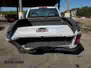 2018 GMC Sierra 1500 z VIN 1GTR1LEC2JZ138290, wystawiony jako Copart lot #77732714 z przebiegiem 160 851 mil mil oraz Szkoda całkowita • Salvage title. Historia ofert i sprzedaży dostępna na DreamBid. Obrazek 6.