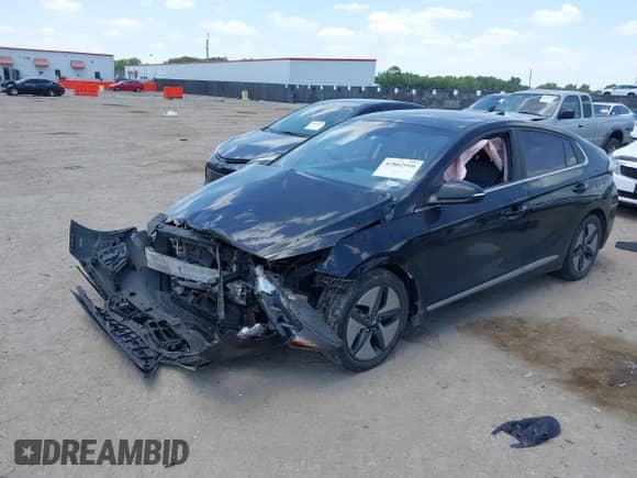 2022 Hyundai Ioniq SEL с VIN KMHC85LC6NU273206, выставлен на аукционе IAAI как лот 42862910 с пробегом 170 959 миль миль и . История ставок и продаж доступна на DreamBid. Изображение 2.