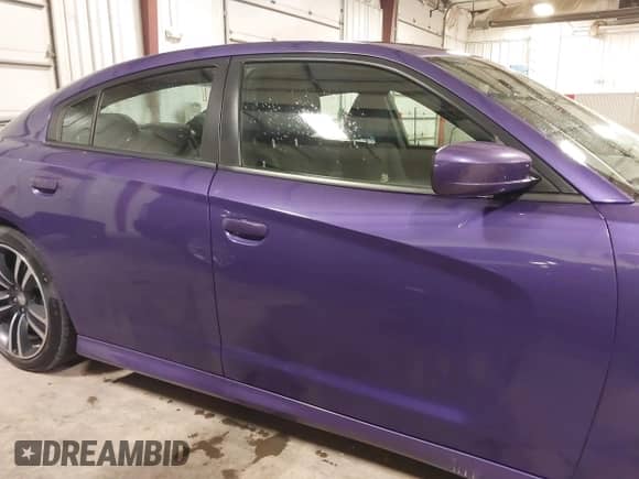 2013 Dodge Charger SRT-8 Super Bee с VIN 2C3CDXGJXDH672520, выставлен на аукционе IAAI как лот 41976549 с пробегом 115 587 миль миль и . История ставок и продаж доступна на DreamBid. Изображение 14.