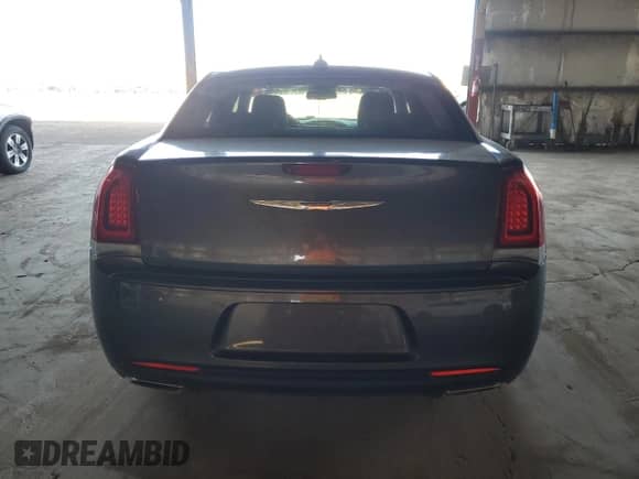 2019 Chrysler 300 Touring с VIN 2C3CCAAG3KH727089, выставлен на аукционе Copart как лот 84795095 с пробегом 90 613 миль миль и Списание • Salvage title. История ставок и продаж доступна на DreamBid. Изображение 6.