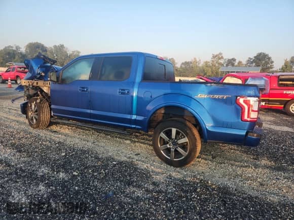 2017 Ford F-150 XLT z VIN 1FTEW1CF0HFA93041, wystawiony jako Copart lot #80888865 z przebiegiem 63 808 mil mil oraz Szkoda całkowita • Salvage title. Historia ofert i sprzedaży dostępna na DreamBid. Obrazek 2.
