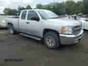 2013 Chevrolet Silverado 1500 LT with VIN 1GCRKSEA7DZ333778, listed as a Copart auction lot 83862025 with 135,161 mi miles and Salvage title. Bid and sale history available at DreamBid. Image 4.