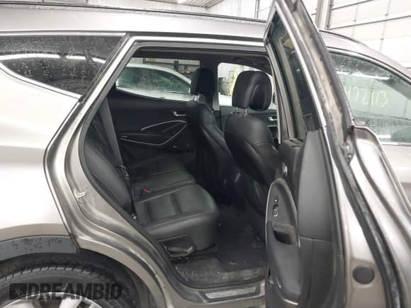 2015 Hyundai Santa Fe с VIN 5XYZWDLA1FG266258, выставлен на аукционе IAAI как лот 43472113 с пробегом 104 430 миль миль и . История ставок и продаж доступна на DreamBid. Изображение 8.
