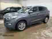 2016 Hyundai Tucson SE с VIN KM8J33A46GU206579, выставлен на аукционе Copart как лот 71413095 с пробегом 113 901 миль миль и Чистый • Clean title. История ставок и продаж доступна на DreamBid. Изображение 1.