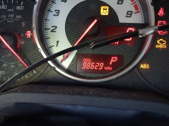 2015 Scion FR-S z VIN JF1ZNAA12F8713987, wystawiony jako IAAI lot #42347851 z przebiegiem 98 629 mil mil oraz . Historia ofert i sprzedaży dostępna na DreamBid. Obrazek 15.