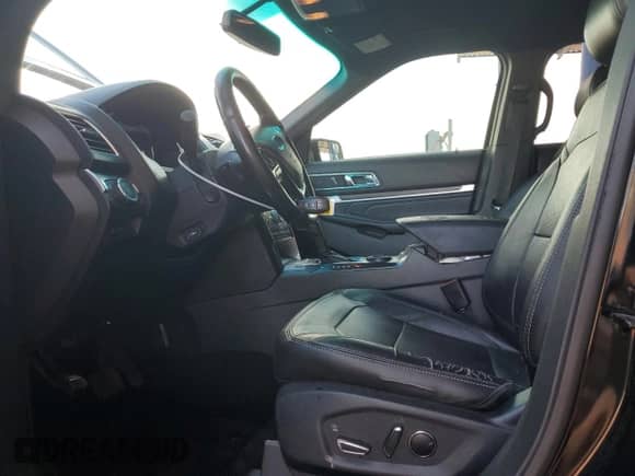 2017 Ford Explorer Limited z VIN 1FM5K7FH9HGA23085, wystawiony jako Copart lot #81435785 z przebiegiem 132 722 mil mil oraz Szkoda całkowita • Salvage title. Historia ofert i sprzedaży dostępna na DreamBid. Obrazek 7.