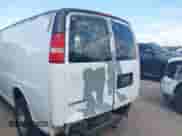 2007 Chevrolet Express Cargo с VIN 1GCGG25V871112916, выставлен на аукционе IAAI как лот 43126040 с пробегом 352 720 миль миль и . История ставок и продаж доступна на DreamBid. Изображение 6.