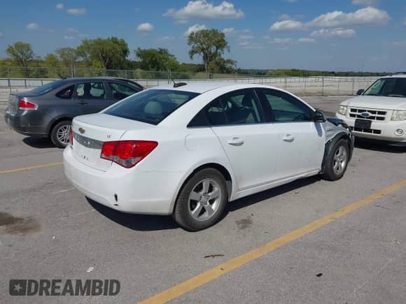 2016 Chevrolet Cruze LT с VIN 1G1PE5SB2G7216809, выставлен на аукционе IAAI как лот 43103206 с пробегом 169 915 миль миль и . История ставок и продаж доступна на DreamBid. Изображение 4.
