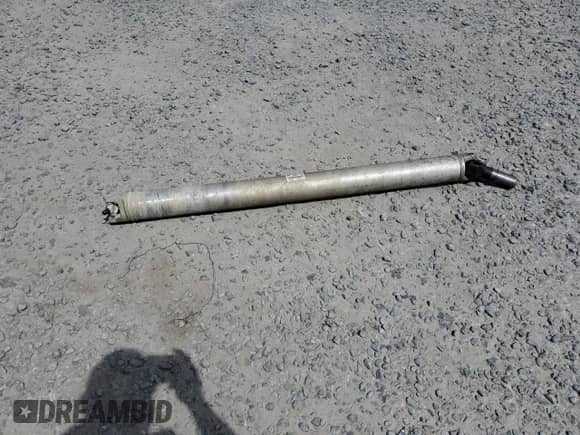 2004 Chevrolet S-10 LS z VIN 1GCDT13X44K126329, wystawiony jako Copart lot #53746255 z przebiegiem 111 387 mil mil oraz Szkoda całkowita • Salvage title. Historia ofert i sprzedaży dostępna na DreamBid. Obrazek 13.