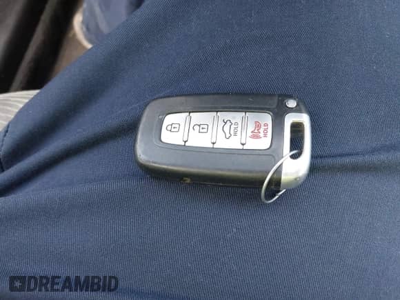 2014 Hyundai Sonata с VIN KMHEC4A45EA116491, выставлен на аукционе IAAI как лот 43586462 с пробегом 109 952 миль миль и . История ставок и продаж доступна на DreamBid. Изображение 11.