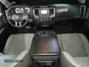 2021 Ram 1500 SLT z VIN 1C6RR7LG1MS543003, wystawiony jako Copart lot #67581775 z przebiegiem 60 990 mil mil oraz Szkoda całkowita • Salvage title. Historia ofert i sprzedaży dostępna na DreamBid. Obrazek 8.