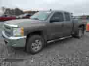 2013 Chevrolet Silverado 1500 LT z VIN 1GCRKSE74DZ311211, wystawiony jako Copart lot #82740825 z przebiegiem 258 775 mil mil oraz Czysty tytuł • Clean title. Historia ofert i sprzedaży dostępna na DreamBid. Obrazek 1.