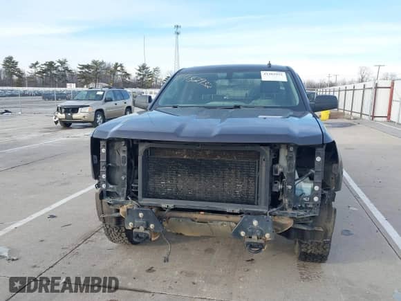 2014 Chevrolet Silverado 1500 LT with VIN 3GCUKREH9EG499110, listed as a IAAI auction lot 41482932 with 222,838 mi miles and . Bid and sale history available at DreamBid. Image 6.