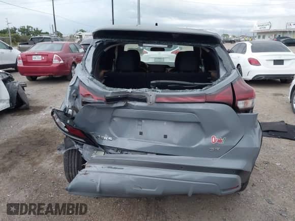2024 Nissan Kicks SR с VIN 3N1CP5DVXRL555939, выставлен на аукционе IAAI как лот 42459926 с пробегом 11 054 миль миль и . История ставок и продаж доступна на DreamBid. Изображение 17.