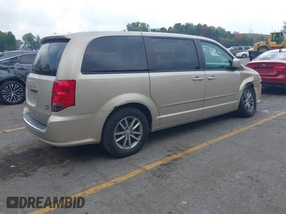 2014 Dodge Grand Caravan R/T with VIN 2C4RDGEGXER189716, listed as a IAAI auction lot 43299898 with 224,545 mi miles and . Bid and sale history available at DreamBid. Image 4.