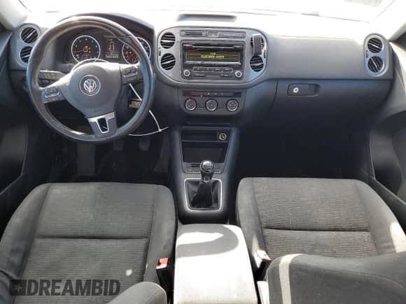 2014 Volkswagen Tiguan с VIN WVGCV3AXXEW604117, выставлен на аукционе Copart как лот 78791874 с пробегом 194 837 миль миль и Списание • Salvage title. История ставок и продаж доступна на DreamBid. Изображение 8.