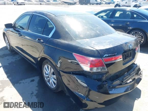 2011 Honda Accord EX z VIN 1HGCP2F78BA114108, wystawiony jako IAAI lot #42985689 z przebiegiem 181 160 mil mil oraz . Historia ofert i sprzedaży dostępna na DreamBid. Obrazek 3.