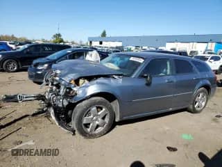 2006 Dodge Magnum R/T with VIN 2D4GZ572X6H537393, listed as a Copart auction lot 76594084 with 81,078 mi miles and Salvage title. Bid and sale history available at DreamBid. Image 1.