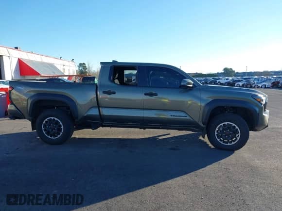 2024 Toyota Tacoma SR5 with VIN 3TMLB5JN6RM048448, listed as a IAAI auction lot 41005722 with 1,562 mi miles and . Bid and sale history available at DreamBid. Image 14.